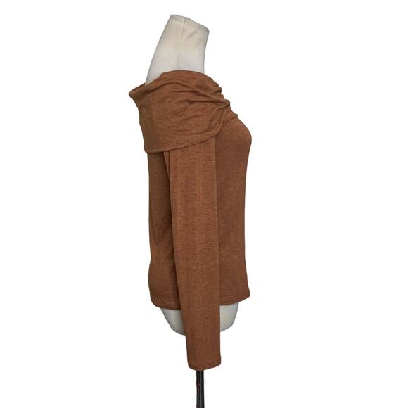Forever 21 brown off shoulder long sleeves top size M - Picture 7 of 10